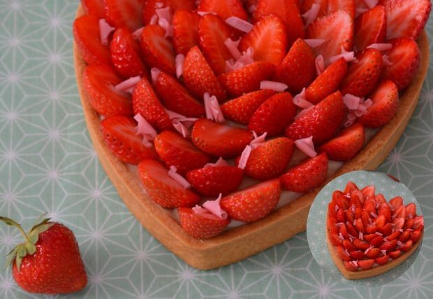Tarte sablée coeur aux fraises